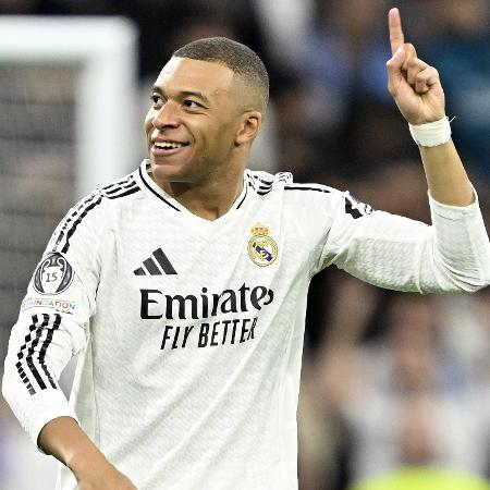 Mbappé comemora gol marcado pelo Real Madrid contra o Manchester City na Champions
