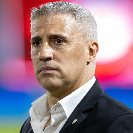 Hernán Crespo, técnico do São Paulo, durante jogo contra o Bragantino