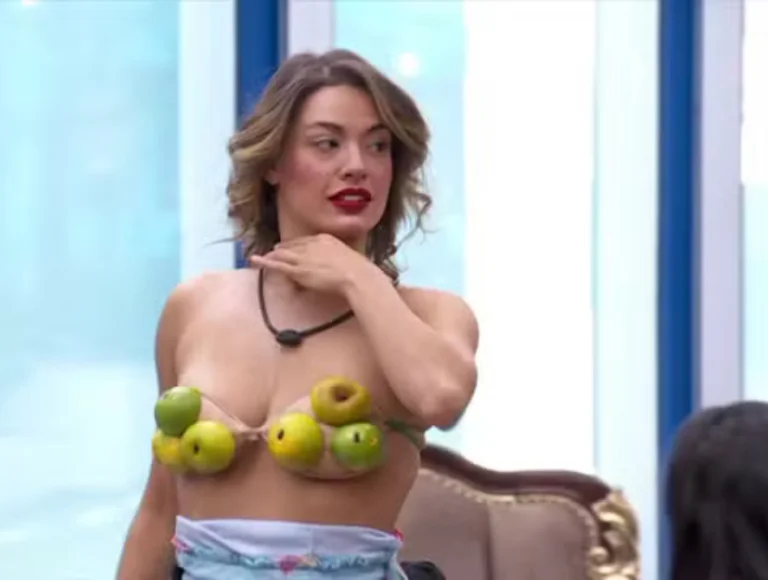 Beatriz cumpre promessa e customiza roupa com cascas de laranja no BBB 24