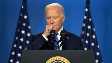 5b43c7e3 presidente joe biden tosse enquanto faz a 1 coletiva apos o debate fracassado contra trump 1720742759512 v2 900x506.jpg