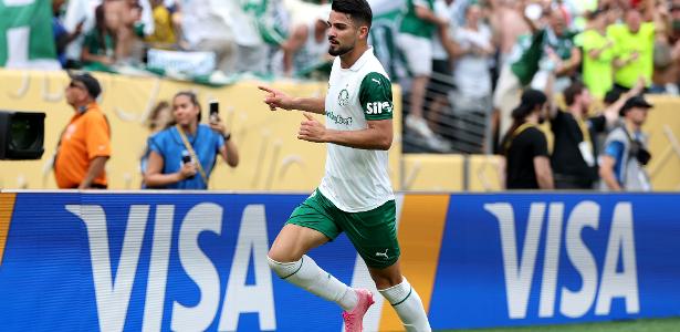 Flaco marca, VAR evita drama e Palmeiras conquista vitória no Mundial