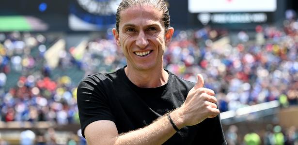 Filipe Luís surpreende e é chave na virada do Flamengo