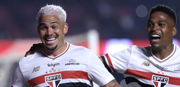 São Paulo brilha, vence o Corinthians com ‘olé’ e exibição de Luciano