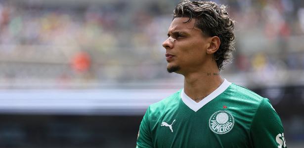 Ríos deve recusar até R$ 17 milhões para brilhar na Europa