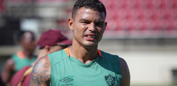 Thiago Silva compartilha dicas do Chelsea com o Fluminense