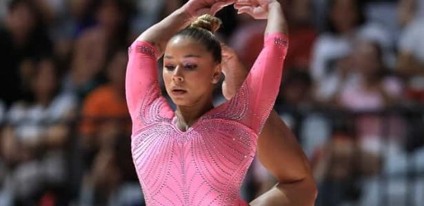 Flavia Saraiva brilha na trave, mas termina em 4º lugar
