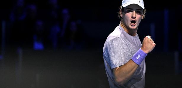 João Fonseca enfrenta Jaume Munar na semi do ATP da Basileia; acompanhe ao vivo