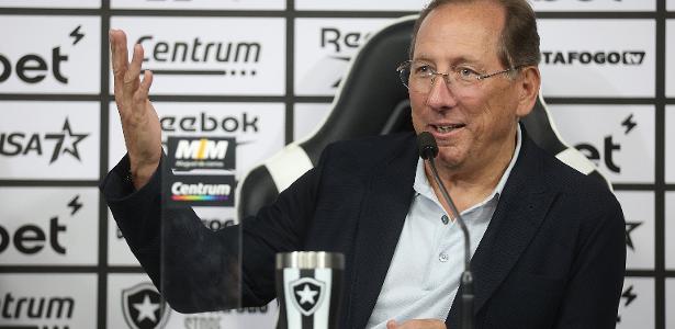 Textor afirma que Botafogo está indo bem em 2025: ‘Desculpe se incomoda’