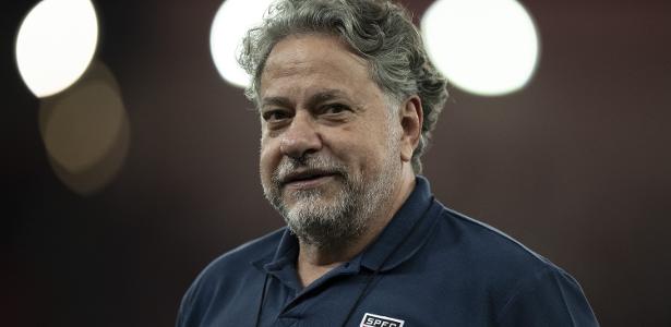 Casares critica covardia e pede áudios do VAR após São Paulo x Palmeiras