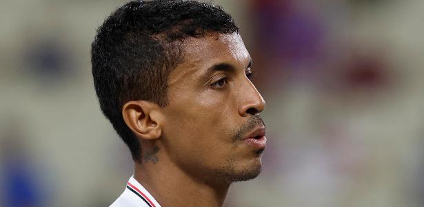 Luiz Gustavo mostra seu ‘amor pelo futebol’ ao retornar ao time