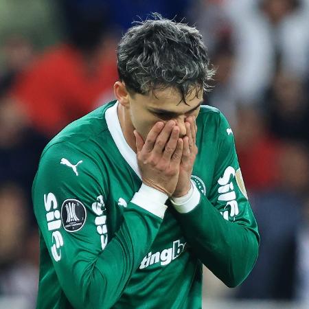 Ramón Sosa se lamenta durante LDU x Palmeiras, confronto da Libertadores Ramón Sosa se lamenta durante LDU x Palmeiras, confronto da Libertadores