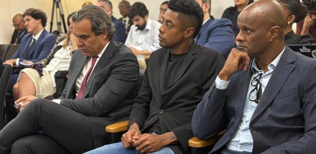 Bruno Henrique evita suspensão e recebe multa no STJD por manipulação