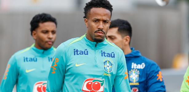 Ancelotti mantém 4-2-4 e testa Militão na lateral direita.