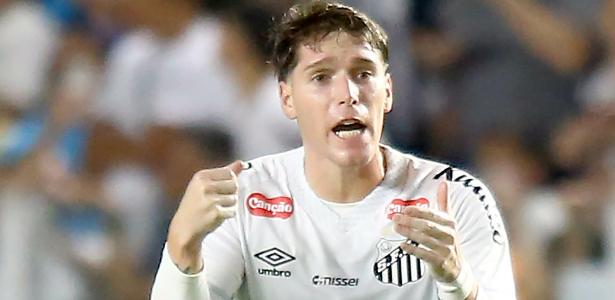 Santos derrota Palmeiras no fim, sai do Z4 e Flamengo festeja