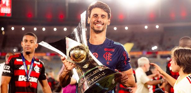 Rodrigo Caio marca gol decisivo e conquista título no Mundial